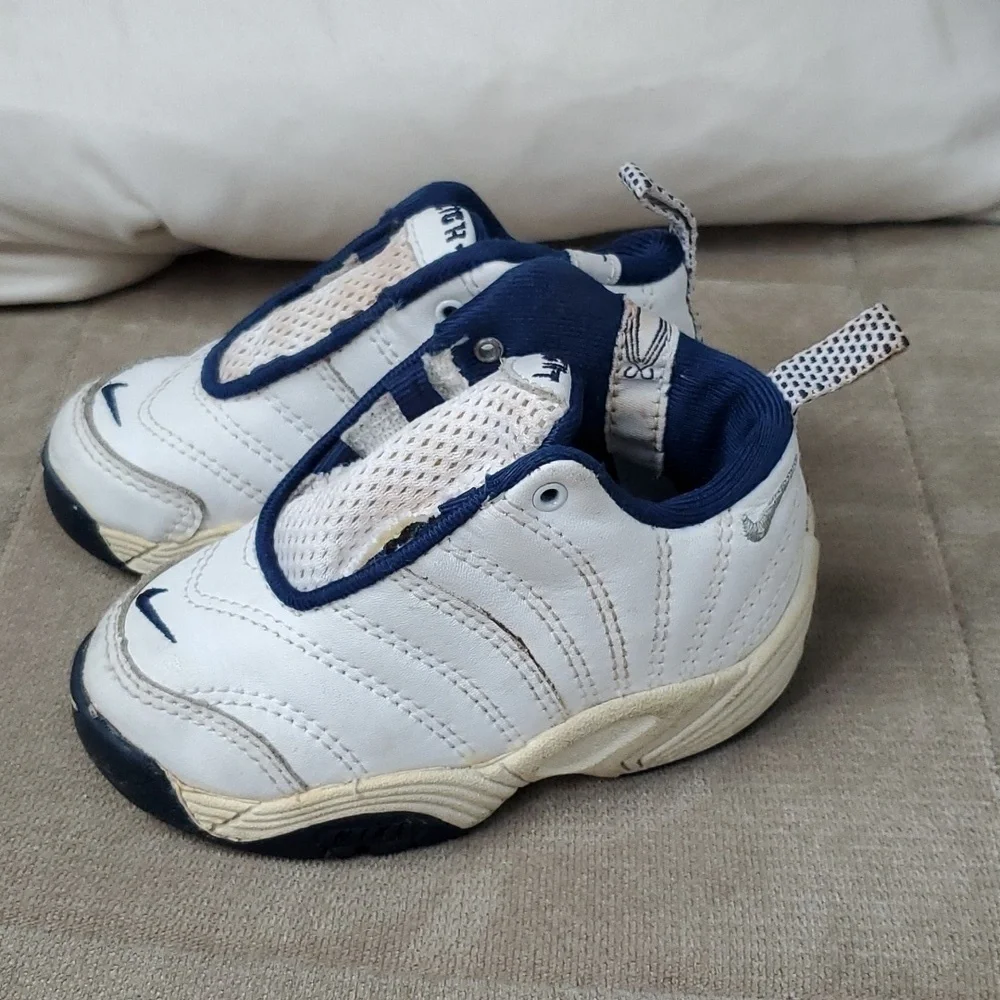 Nike Flight 2001 vintage baby sneakers 010507